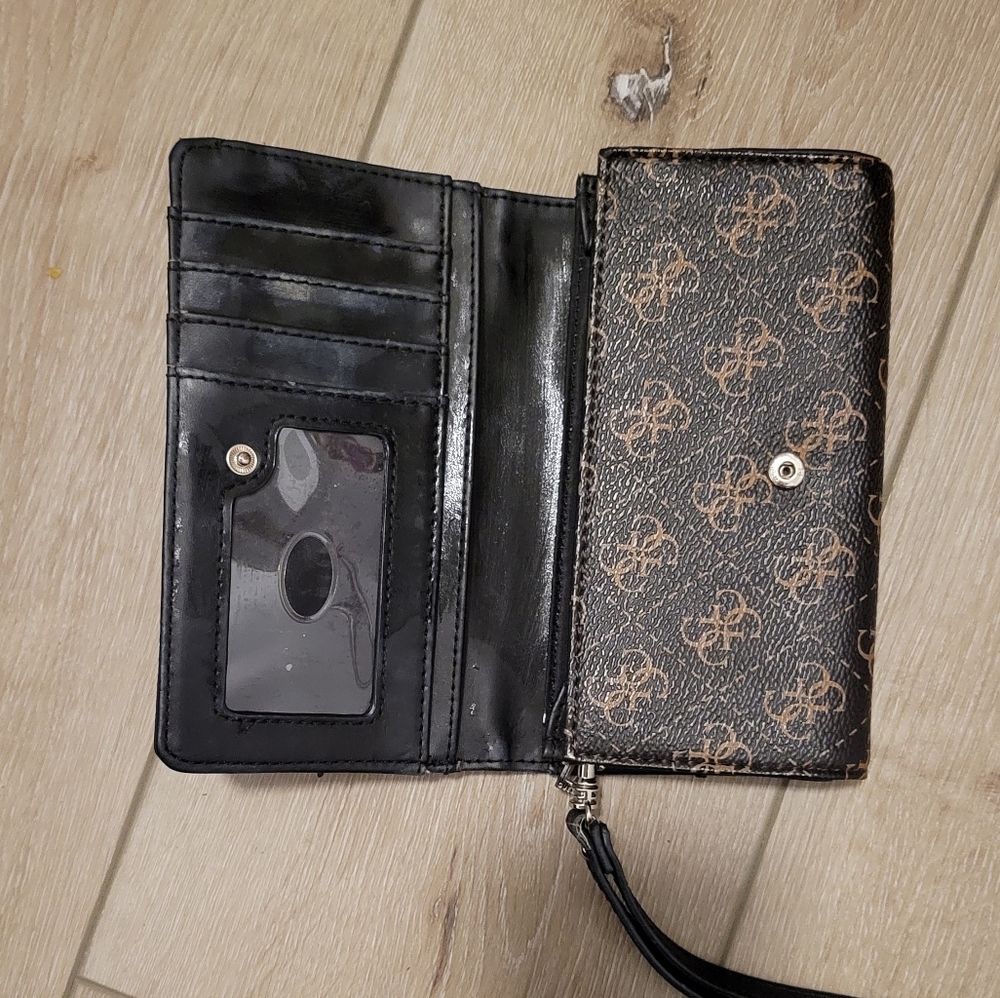 Wallet - Picture 3 of 5
